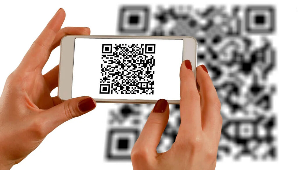 QR-Code erstellen mit Design – Kreative QR Codes einfach gestalten QR-Code erstellen mit Design – Kreative QR Codes einfach gestalten